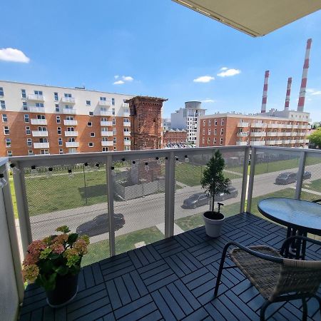 Apple Apartments - Wroblewskiego Prywatne Miejsce Parkingowe Лодз Екстериор снимка
