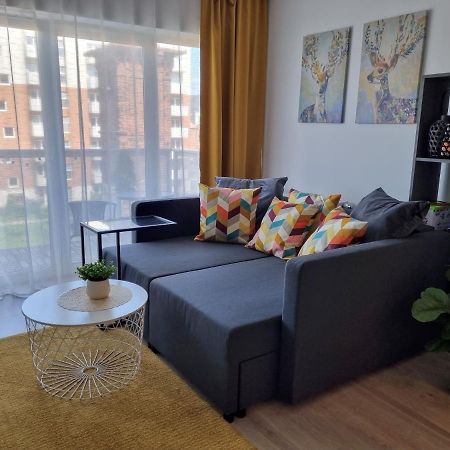 Apple Apartments - Wroblewskiego Prywatne Miejsce Parkingowe Лодз Екстериор снимка