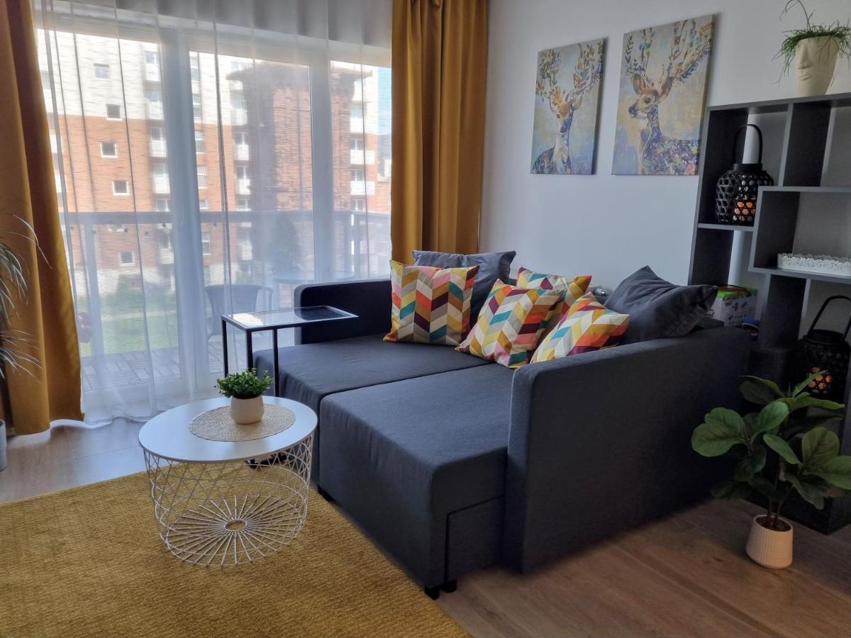 Apple Apartments - Wroblewskiego Prywatne Miejsce Parkingowe Лодз Екстериор снимка
